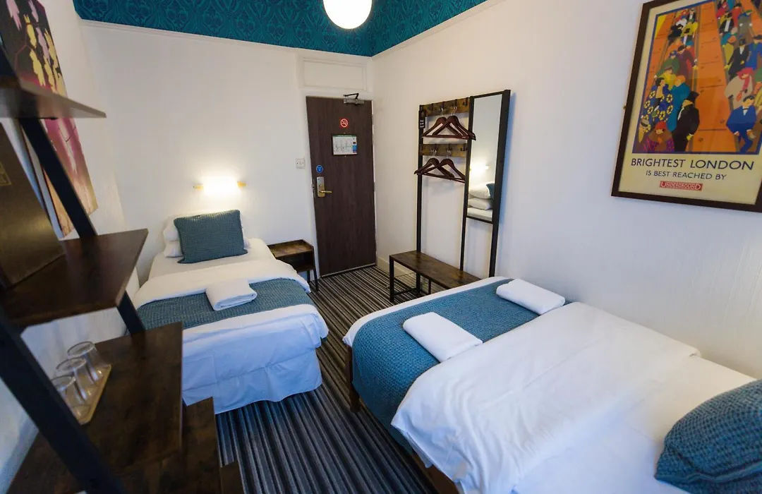 St Athans Hotel-1